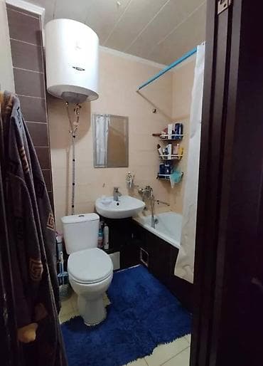 3 комнаты, 58 м², 4 мкр 104 серия, 4 этаж, Косметический ремонт — 8