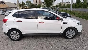 Kia Rio: 2015 г., 1.6 л, Автомат, Хэтчбэк