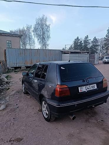 Volkswagen Golf: 1993 г., Хэтчбэк