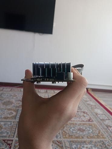 founders edition: Видеокарта для ПК, Б/у, GeForce GT, До 2 ГБ — 2