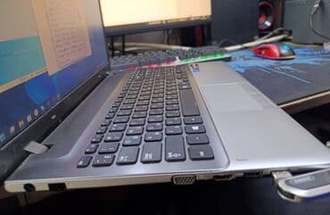 компьютерные мыши flyper: Ноутбук, Samsung, 6 ГБ ОЗУ, AMD A6, 15.6 ", Б/у, Для несложных задач, память HDD + SSD — 3