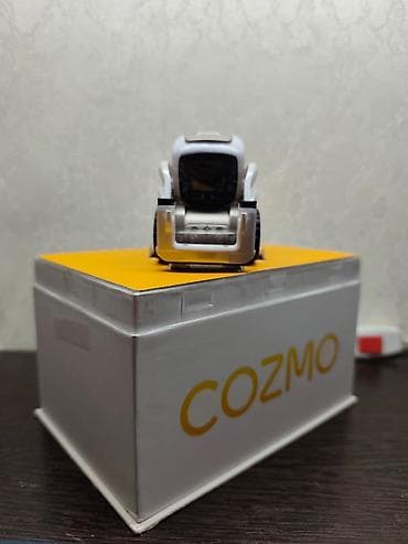 usb: Интерактивный робот Cozmo (Anki) Комплектация: - робот Cozmo (белый с — 1