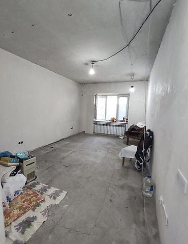 Батирлер: 2 бөлмө, 52 м², Пишпек 105-серия, 1 кабат — 3