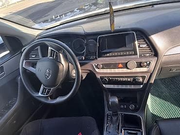 san: Hyundai Sonata: 2019 г., 2 л, Автомат, Бензин, Седан — 6
