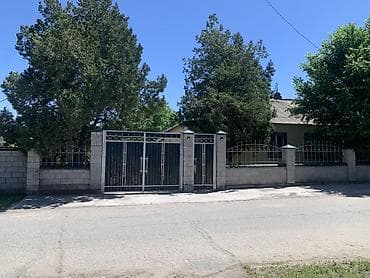 Продаю барачный дом 3х ком 7 сотых участка можно и построить новый