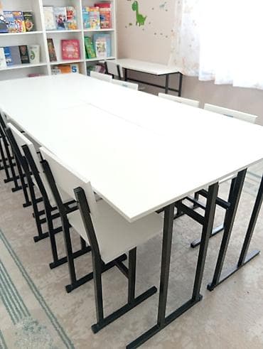 small table: Комплект парты и стула, Б/у, цвет - Белый — 1