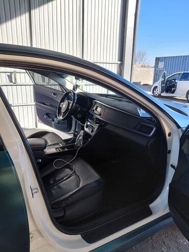 набор ключей для автомобиля в чемодане: Kia Optima: 2017 г., 2 л, Автомат, Газ, Седан — 16