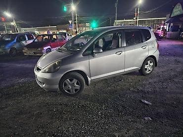 Honda Fit: 2003 г., 1.5 л, Автомат, Бензин, Хэтчбэк — 6