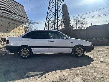 Продажа авто: Volkswagen Passat: 1989 г., 1.8 л, Механика, Бензин, Седан — 5