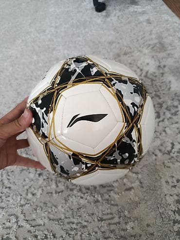 кросовки lining: Футбольный мяч Li-Ning - Классический белый мяч с контрастным — 1