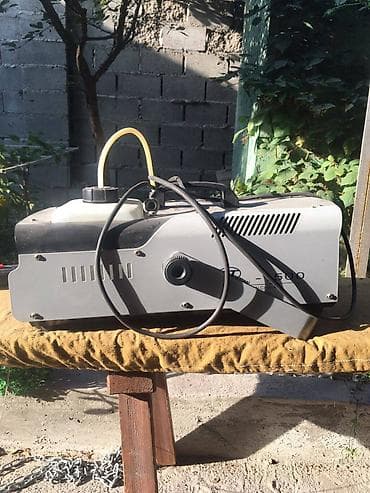 Дым-машина (Fog Machine) с проводным управлением. Особенности и