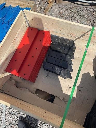 Зоотовары: Продаем лемех, долото, полевая доска, нагрудник, перо на импортные — 2