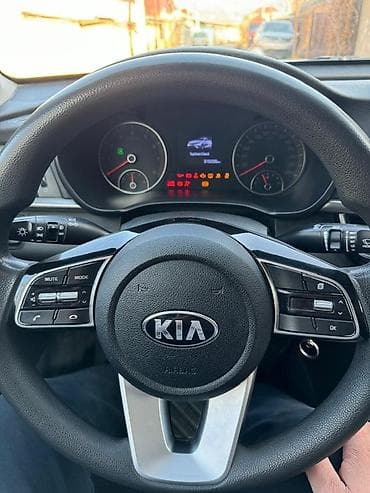 mazda 626 2001: Kia K5: 2019 г., 2 л, Автомат, Газ, Седан — 4