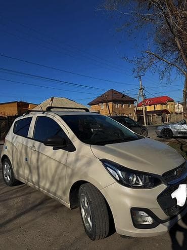 Chevrolet Spark: 2018 г., 1 л, Автомат, Бензин, Хэтчбэк