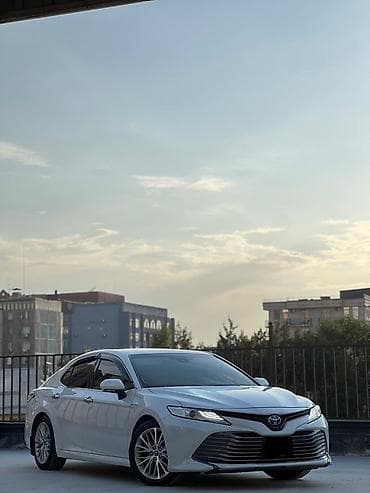 lexus e: Toyota Camry: 2018 г., 2.5 л, Автомат, Гибрид, Седан — 2