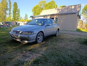 step 2: Honda Accord: 2002 г., Автомат, Седан — 3