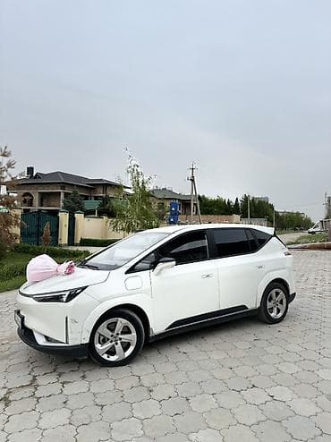 зонда степ: JAC : 2022 г., Электромобиль, Хэтчбэк — 3