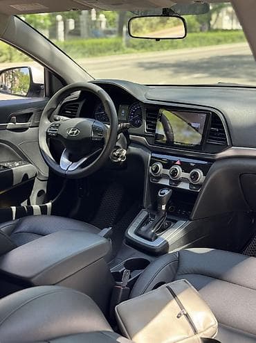 Hyundai Avante: 2020 г., 1.6 л, Автомат, Газ, Седан — 5