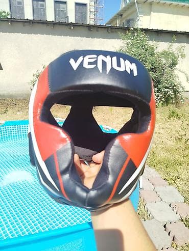 Шлем для единоборств Venum размер M - Тип: боксерский/тренировочный at lalafo.kg Шлем для единоборств Venum размер M - Тип: боксерский/тренировочный