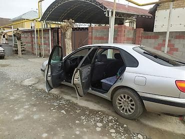 Toyota Carina E: 1997 г., 1.8 л, Механика, Бензин, Хэтчбэк