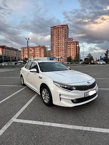 aida: Kia K5: 2017 г., Автомат, Бензин, Седан — 2