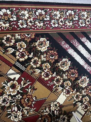 спальный двухместный: Ковры - Два варианта с классическими орнаментами - Один — светлый с — 4