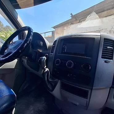 рефрижератор будка: Mercedes-Benz Sprinter 311 CDI, удлинённый высокий — 8