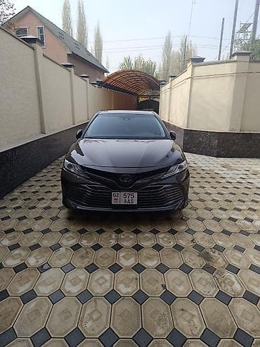volvo volva: Toyota Camry: 2018 г., Автомат, Гибрид, Седан — 9