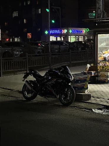 Спортбайк Kawasaki, 250 куб. см, Бензин, Взрослый, Б/у