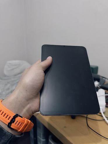 usb c: Планшет, Apple, память 64 ГБ, 7" - 8", 4G (LTE), Б/у, цвет - Серый — 2