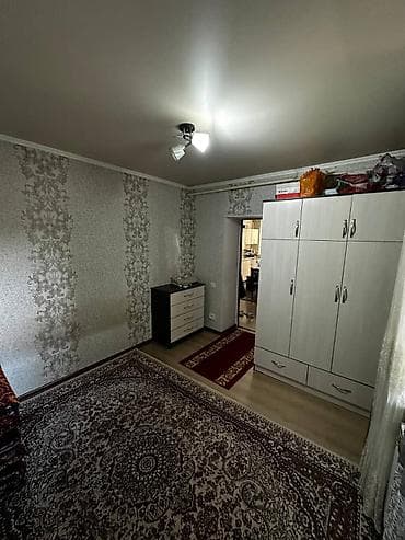 2комнат: На продажу пол дома 2,4соток. 2-комнатная. Первая линия Есть — 6