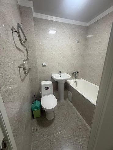 4: 2 комнаты, 44 м², 4 мкр 104 серия, 1 этаж, Евроремонт — 5