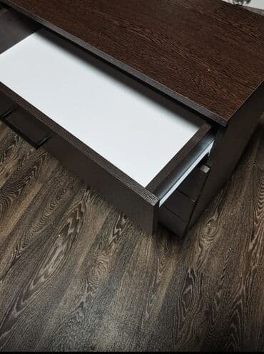 комод старый: Комод в отличном состоянии, без сколов и царапин — 2