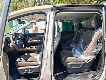 spark 2012: Wuling Startlight 730 PHEV— семейный 7‑местный минивэн с современным — 10