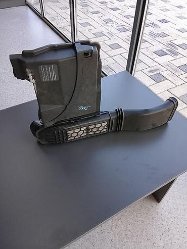 philips xenium w732: Корпус воздушного фильтра с воздуховодом (в сборе) для Samsung SM6 — 1