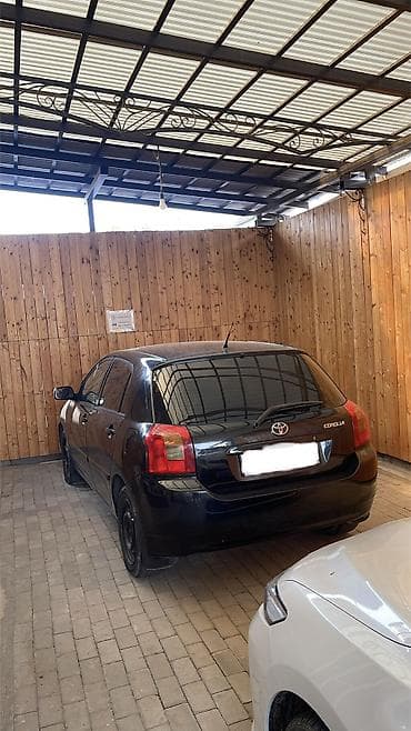 toyota hiace: Toyota Corolla: 2002 г., 1.6 л, Механика, Бензин, Хэтчбэк — 2