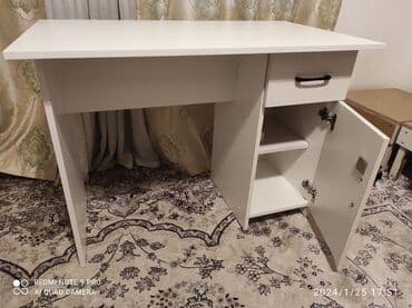 стол швейный: Продается новый стол с выдвижным ящиком и тумбой с замком.Размер длина — 5