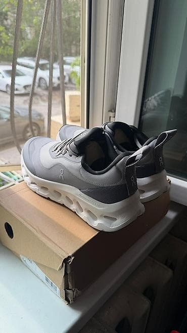 термо крассовки: Мужские кроссовки, 41, 41.5, 42, Новый, цвет - Серый — 1