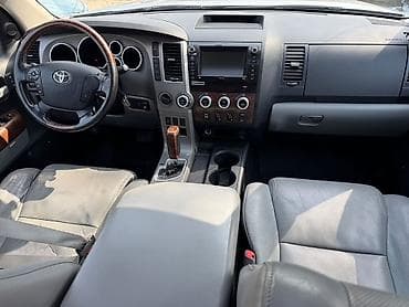 Toyota: Toyota Тундра: 2011 г., 5.7 л, Автомат, Бензин, Пикап — 4