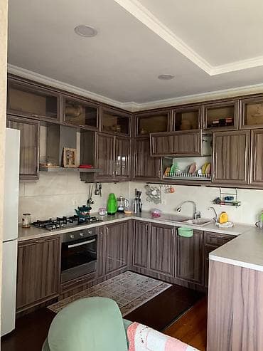 посуточные квартира: 300 м², 6 комнат — 8