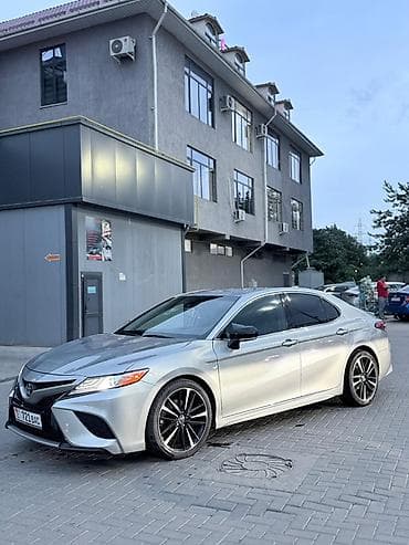 Toyota Camry: 2018 г., 2.5 л, Автомат, Бензин, Седан — 1