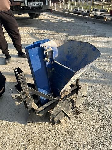 куплю электро инструмент: Мотоблок с навесным оборудованием Описание: - Универсальный мотоблок — 6