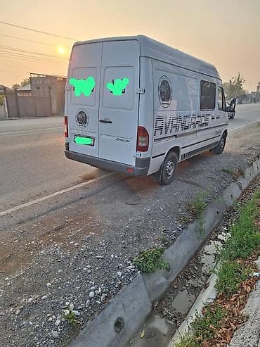 решётка на спринтер: Легкий грузовик, Mercedes-Benz — 1