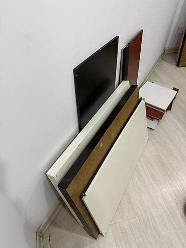 мебели б у: Б/У Журнальный столик с полкой Материал: ЛДСП/МДФ В разборном виде — 2