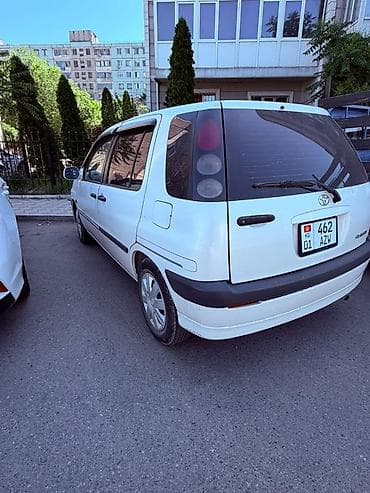 Toyota Raum: 2000 г., 1.5 л, Автомат, Бензин, Вэн/Минивэн — 5