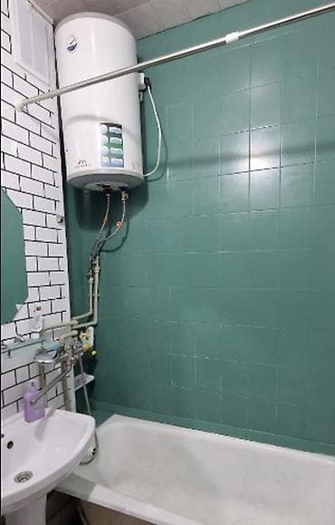 Квартиры: 2 комнаты, 56 м², 12 мкр 106 серия, 8 этаж — 8