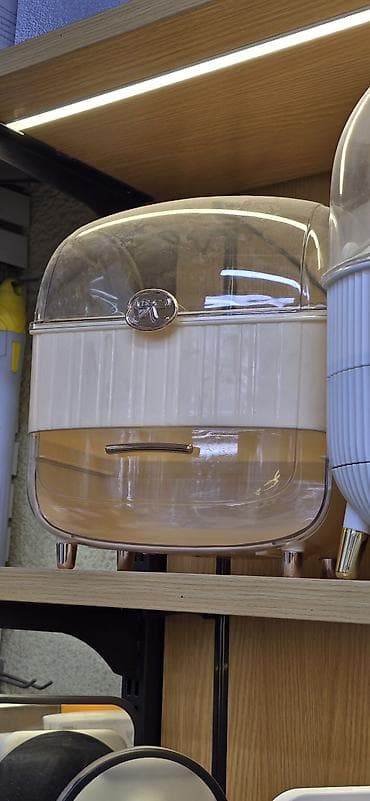 лампа визажиста: Органайзер для косметики с пылезащитным куполом - Настольный бокс для — 1