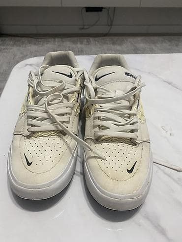 кийит: Эркектердин кроссовкасы, 42, Nike, Колдонулган, түсү - Саргыч боз, Өзү алып кетүү — 2