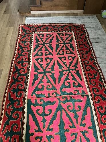 Төшөктөр: Килем Колдонулган, Кыргызстанда жасалган — 2