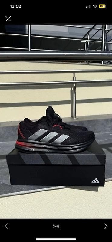 nike react: Мужские кроссовки, 44, Adidas, Новый, цвет - Черный — 1